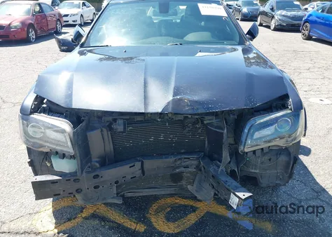 2019 Chrysler 300 300S z USA, uszkodzony, nr VIN 2C3CCABG8KH515237